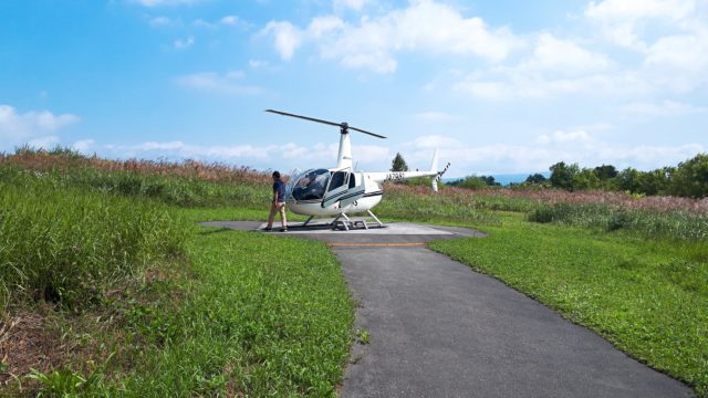 洞爺湖観光中にサイロ展望台でヘリコプターに乗せられた！高所恐怖症が乗って来た感想