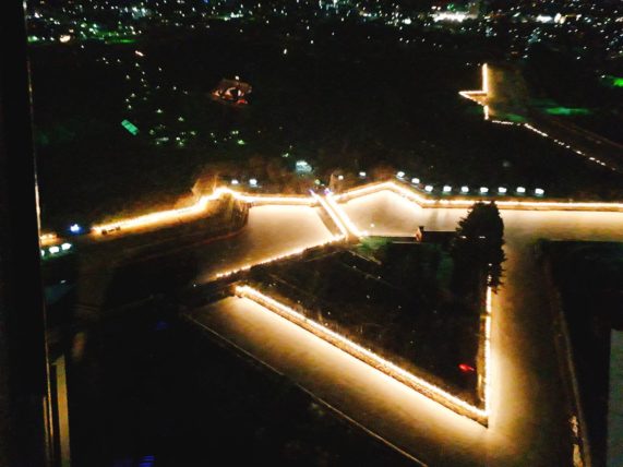 五稜郭タワーで五稜郭の夜景を見てきた